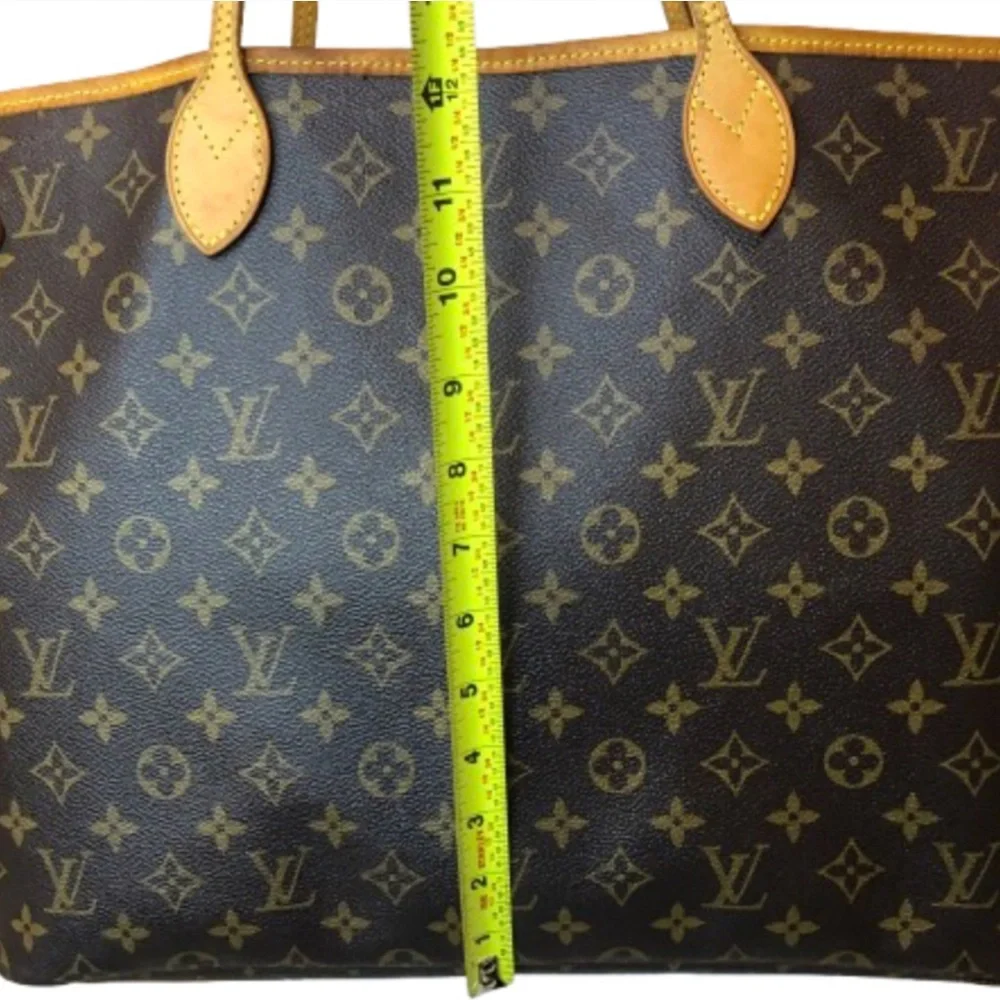 LOUIS VUITTON Neverfull GM Monogram Bag Comes With: LV Dust Bag COA Bag Shaper